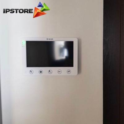 Комплект відеодомофона BCOM BD-710C Kit: відеодомофон 7" white та відеопанель copper